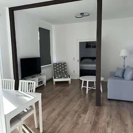 Mauerperle شقة جوسلار